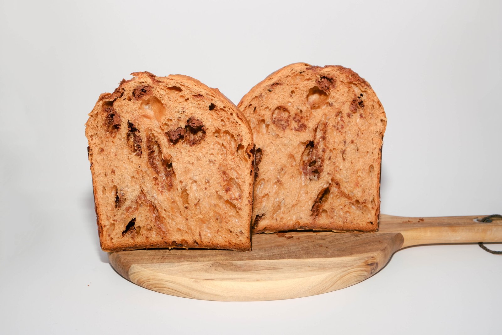 panettone cioccolato with chocolate concierge